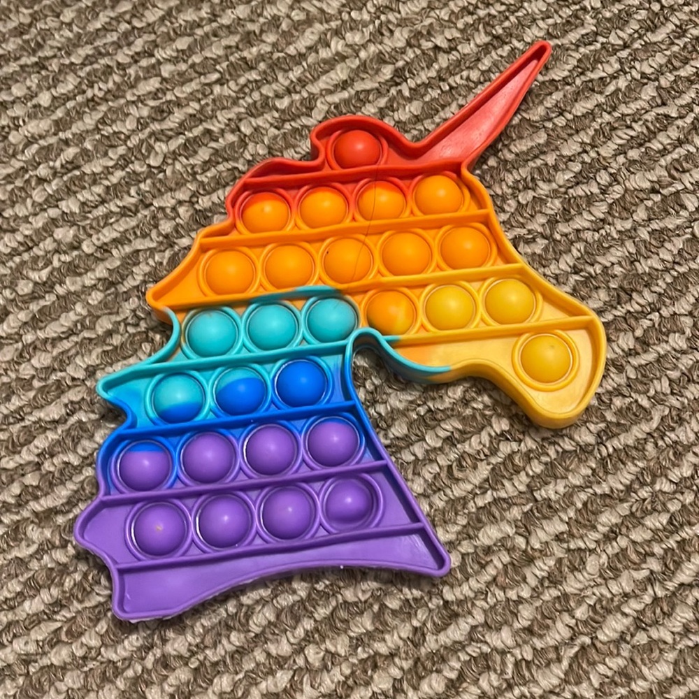 Rainbow unicorn pop-it